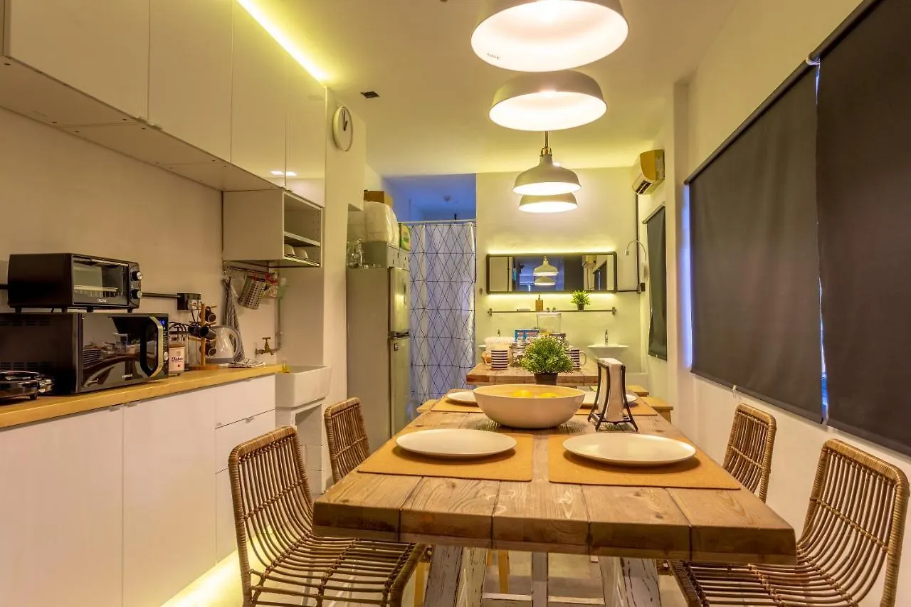 The11Room Singapore Capsule hotel