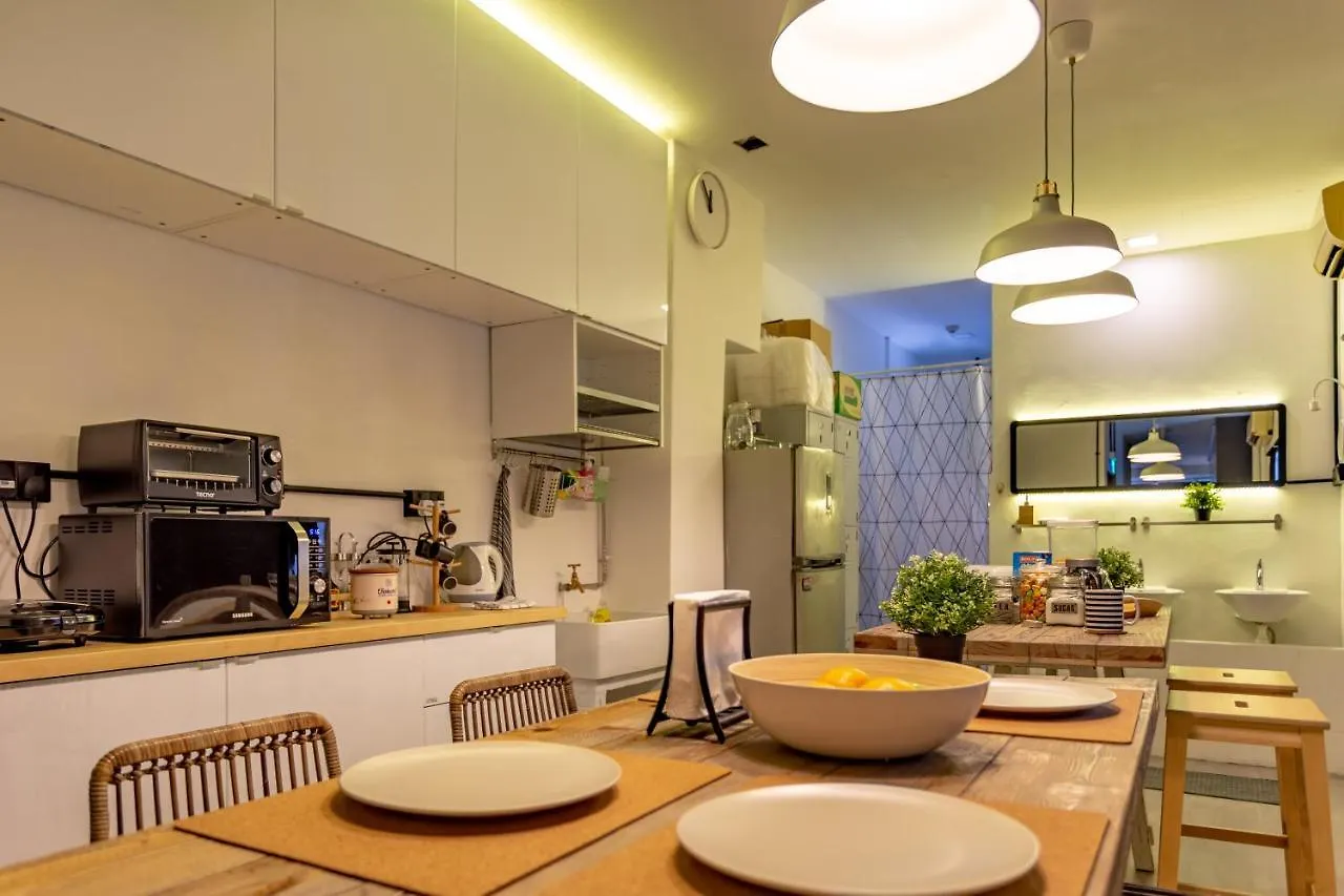 The11Room Singapore Capsule hotel